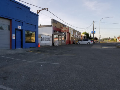 R & R Recycling JunkYard in Tacoma (WA) - photo 1