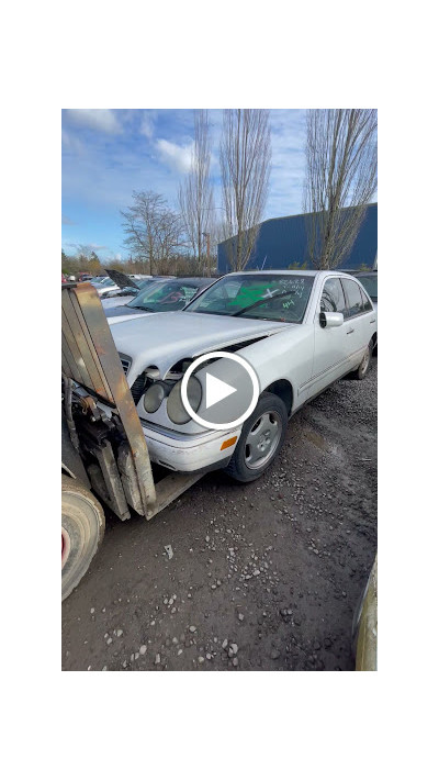 Junk Car Disposal Service JunkYard in Portland (OR) - photo 1