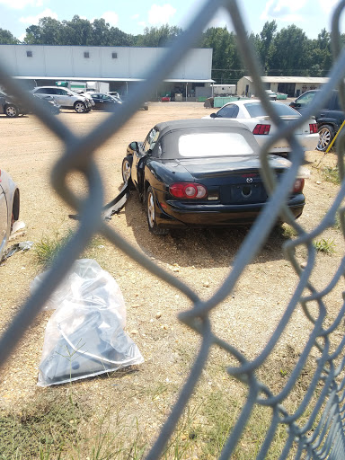 Hicks Auto Parts & Sales JunkYard in Montgomery (AL)