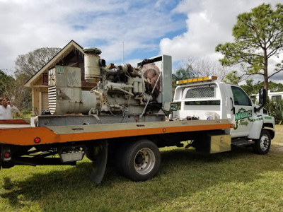 Advance Towing & Recovery JunkYard in Palm Bay (FL) - photo 1