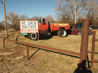 St. Louis auto salvage JunkYard in St. Louis (OK) - photo 2