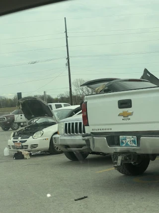 Lkq Auto Parts JunkYard in Tulsa (OK) - photo 3