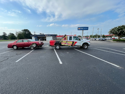 Ray's Auto Recovery JunkYard in Fayetteville (NC) - photo 3