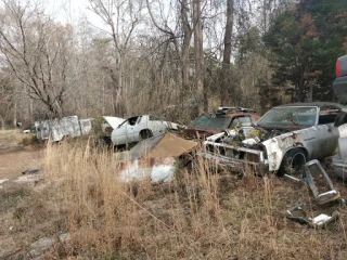 R C Auto Salvage - photo 1