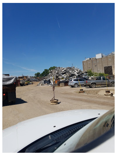 Midwest Recyclers JunkYard in Davenport (IA) - photo 2