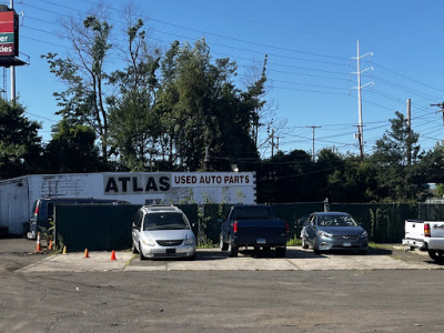 Atlas Auto Recycling JunkYard in New Haven (CT) - photo 1