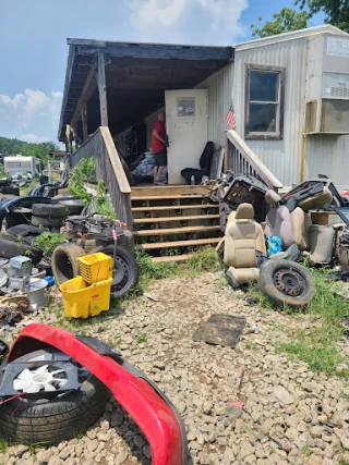 Manus Road Auto Salvage JunkYard in Murfreesboro (TN) - photo 2