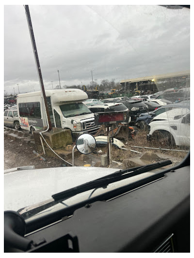 TN Junk Cars JunkYard in La Vergne (TN) - photo 2