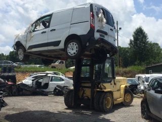 Smithville Auto Salvage LLC JunkYard in Murfreesboro (TN) - photo 4