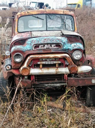 Casey's Truck Salvage World JunkYard in Depew (NY) - photo 2