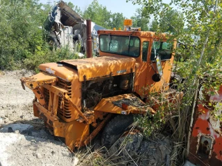 Casey's Truck Salvage World JunkYard in Depew (NY) - photo 3