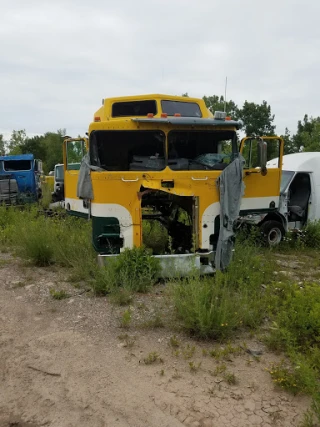 Casey's Truck Salvage World JunkYard in Depew (NY) - photo 4