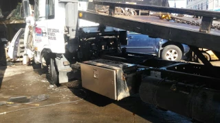 Sx2 Auto Center & Towing JunkYard in Newark (NJ) - photo 3