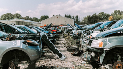 Grandpa John's Pick & Pull JunkYard in Green Bay (WI) - photo 2