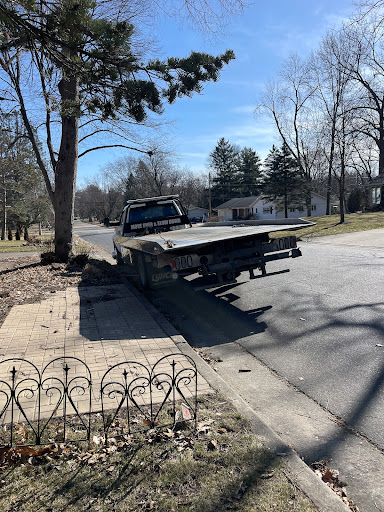 Tony's Auto Repair & Towing JunkYard in Madison (WI)