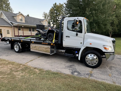 Finish Line Towing & Auto Repair JunkYard in Madison (WI) - photo 2