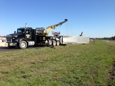 Ward's Wrecker Service Inc. JunkYard in Jackson (MS) - photo 2