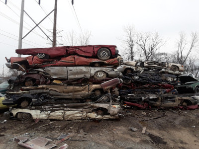 Johnny Junk ! cash for junk cars! JunkYard in Louisville (KY) - photo 2