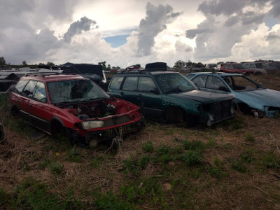 Dillon's Auto Salvage JunkYard in Byron (MN) - photo 1