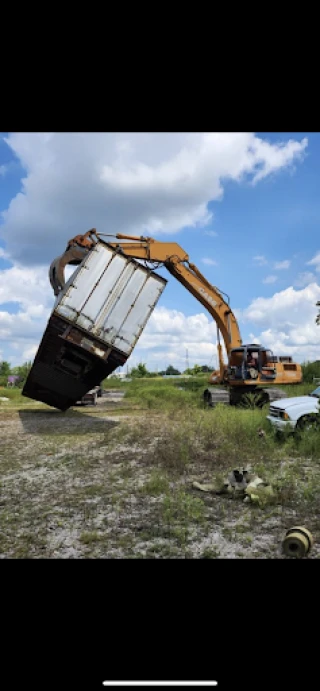 American Auto Salvage & Sales JunkYard in St. Louis (MO) - photo 2