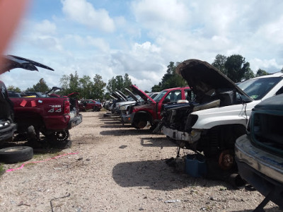 Foss Recycling JunkYard in Virginia Beach (VA) - photo 1