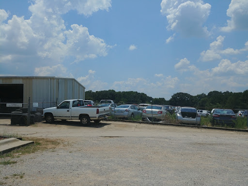 Bevis Auto Sales JunkYard in Florence (AL)