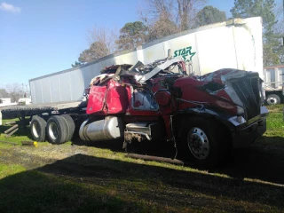 Brinkley's Wrecker Services - photo 1