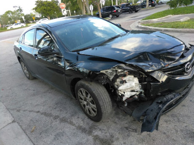 Junk Cars I Paymore Cash JunkYard in Hallandale Beach (FL) - photo 1