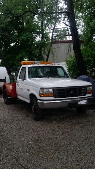 Junk cars R us JunkYard in Providence (RI) - photo 2