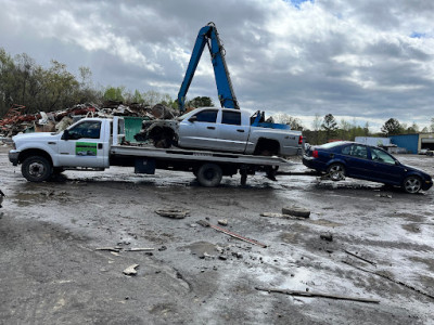 Foss Recycling JunkYard in Durham (NC) - photo 1