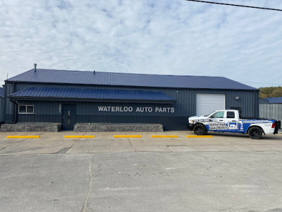 Waterloo Auto Parts Salvage Center JunkYard in Waterloo (IA) - photo 1