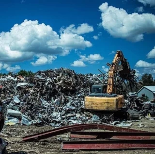 Fair Salvage Company - Montcalm Division JunkYard in Holland (MI) - photo 2