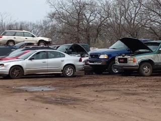 Sprague's Auto Parts Inc JunkYard in Muskegon (MI) - photo 2