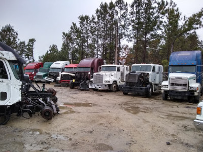 A & A Truck Salvage JunkYard in Concord (NC) - photo 1