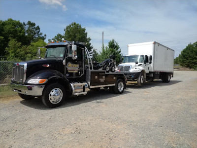 Myers Wrecker Service & Salvage JunkYard in Concord (NC) - photo 1