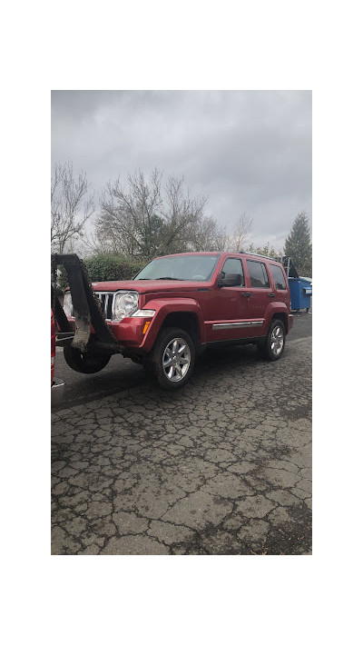 CASH FOR CARS! Same-day free removal & towing of unwanted and junk vehicles | Gray's Towing PDX JunkYard in Portland (OR) - photo 2