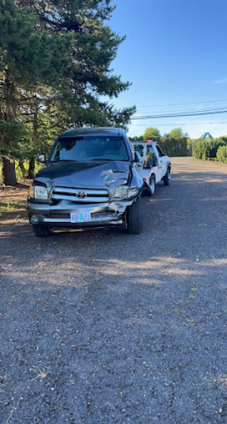 CASH FOR CARS! Same-day free removal & towing of unwanted and junk vehicles | Gray's Towing PDX JunkYard in Portland (OR) - photo 4