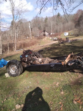 Roan Mountain Salvage, Inc. JunkYard in Johnson City (TN) - photo 2