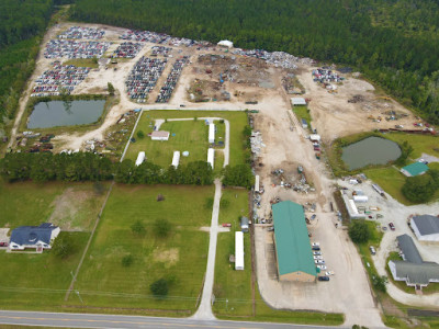 J & E Salvage JunkYard in Jacksonville (NC) - photo 1