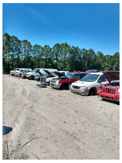 J & E Salvage JunkYard in Jacksonville (NC) - photo 2