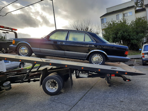 Bellingham We Buy Cars JunkYard in Bellingham (WA)