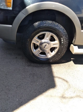 Nob Hill Auto Wrecking JunkYard in Yakima (WA) - photo 2