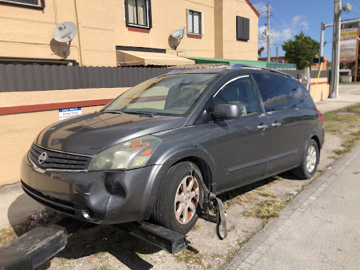 TOWING & COMPRO CARROS JunkYard in Miami Gardens (FL)