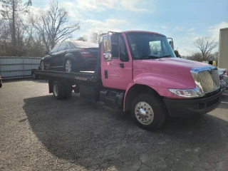 A Towing Inc. JunkYard in Memphis (TN) - photo 2