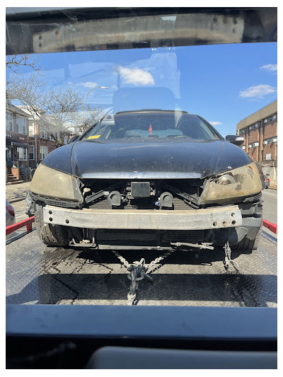 Checks for wrecks JunkYard in Brooklyn (NY) - photo 3