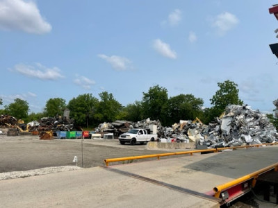 USA Salvage JunkYard in Allentown (PA) - photo 1