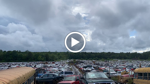 82 Auto Wrecking JunkYard in Youngstown (OH)