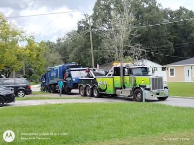 B&D Towing & Recovery JunkYard in Tampa (FL) - photo 3