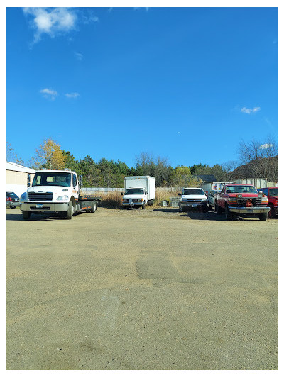 Jellison's Auto Parts JunkYard in Minneapolis (MN) - photo 2