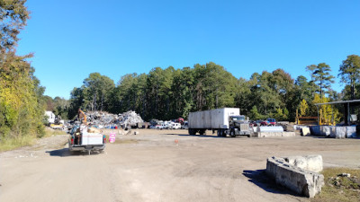 DCC Metal Recycling JunkYard in Myrtle Beach (SC) - photo 2